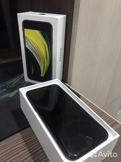 iPhone SE (2020), 128 ГБ