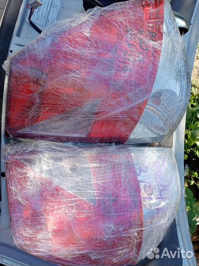 Задние фонари Хонда edix