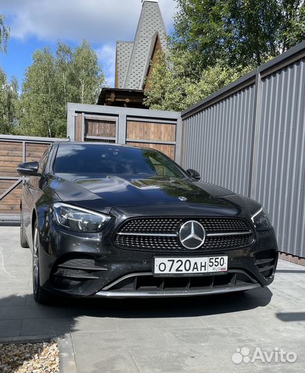 Аренда/Прокат автомобиля Mercedes-Benz E220D