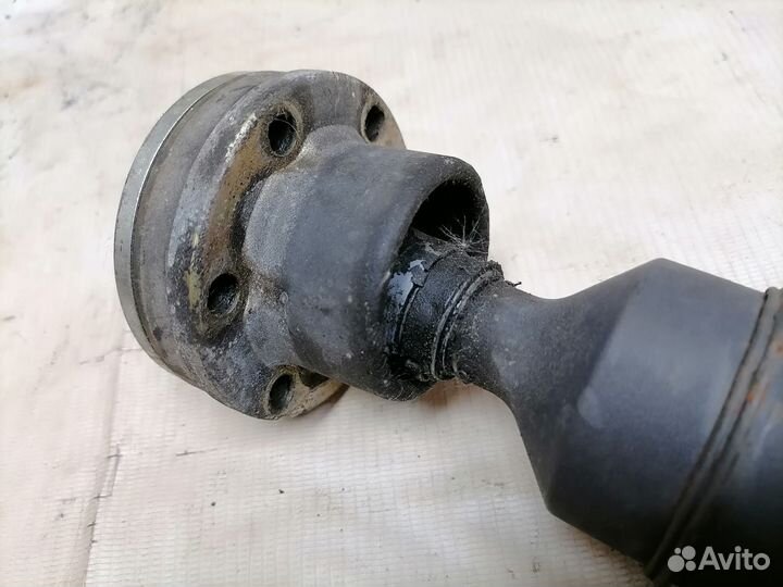 Кардан Volvo V70 XC70 SW SZ