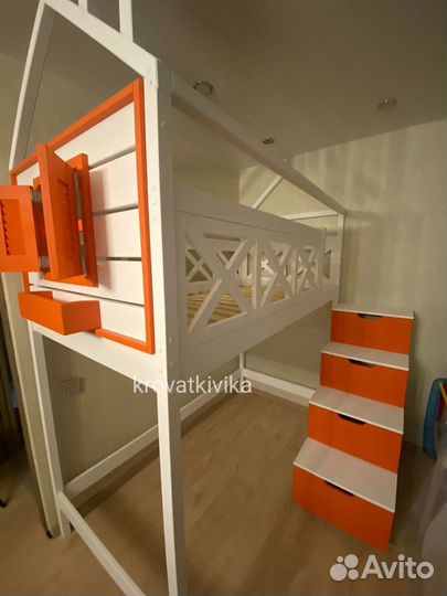 Эко кровать чердак домик из массива