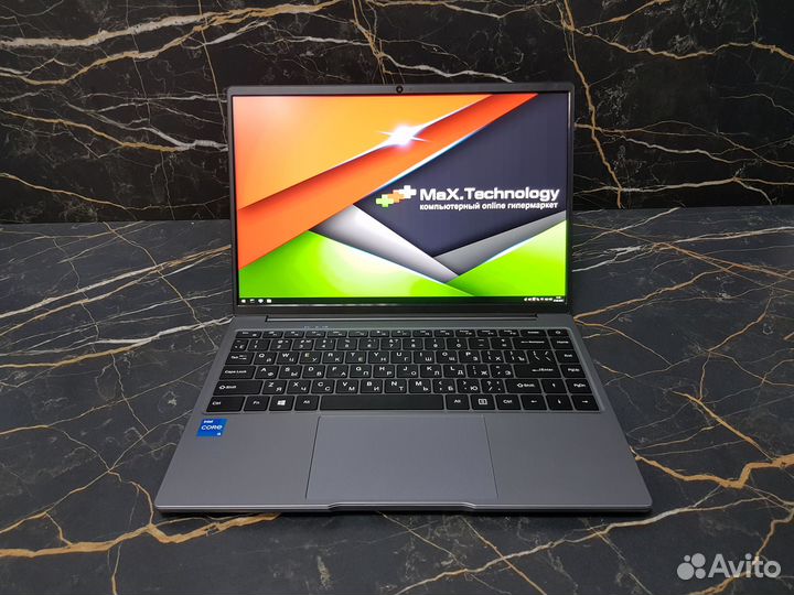 Стильный ноутбук 14 дюймов на Core i5 8/512Gb IPS