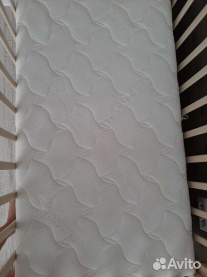 Детская кровать (массив бука) + матрас