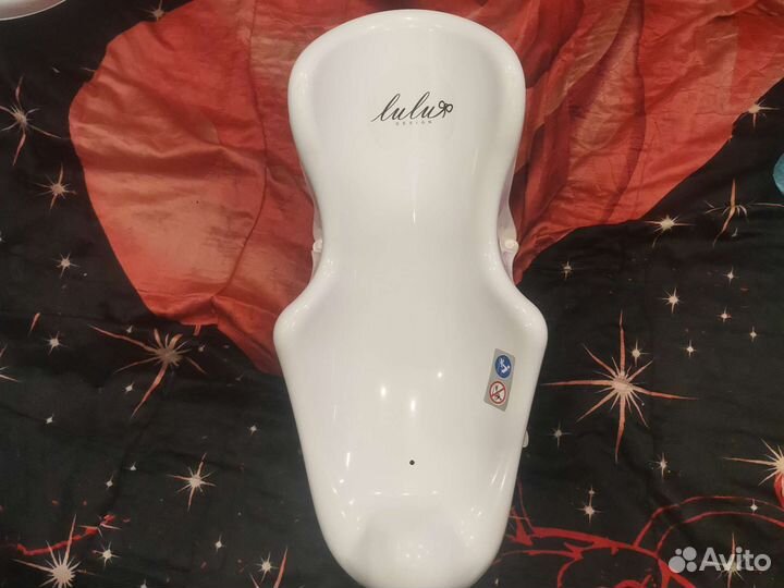 Ванночка для купания с горкой