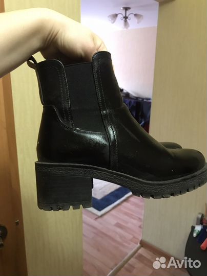 Ботинки женские 37 размер бу