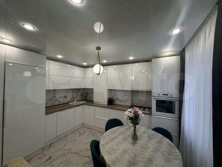 3-к. квартира, 70 м², 7/9 эт.