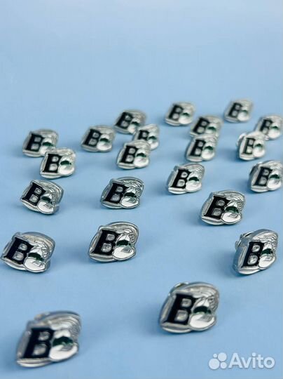 Значки на заказ