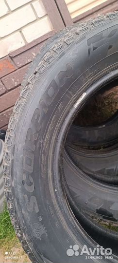 Pirelli Scorpion Ice Zero 2 235/60 R18
