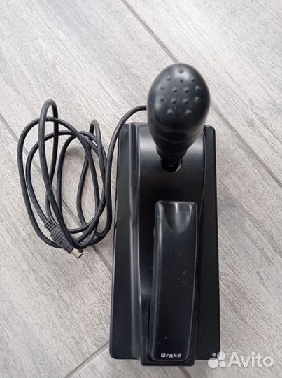 Игровой руль с педалями и коробкой передач