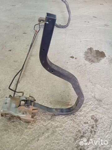 Петля крышки багажника. Nissan Sunny Ниссан Санни