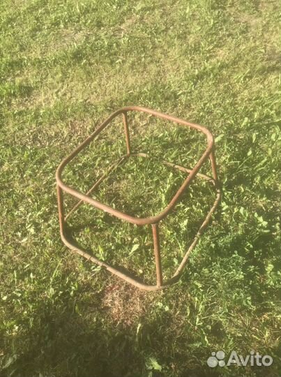 Подставка под улей