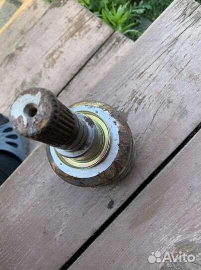 Граната на nissan