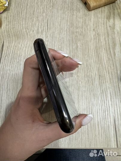 iPhone 11 Pro, 64 ГБ