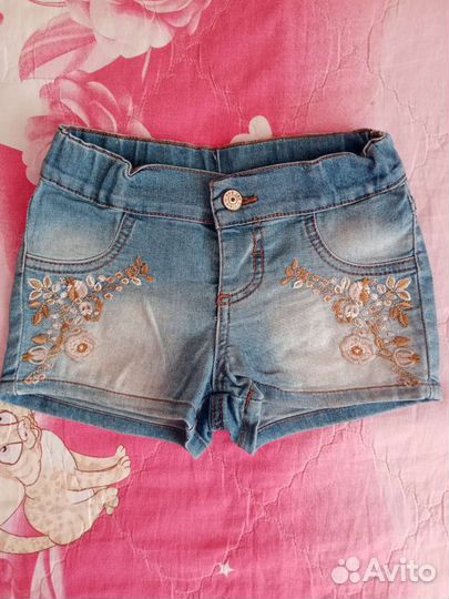 Платья, футболки, шорты, штаны, кофты б/у 122см