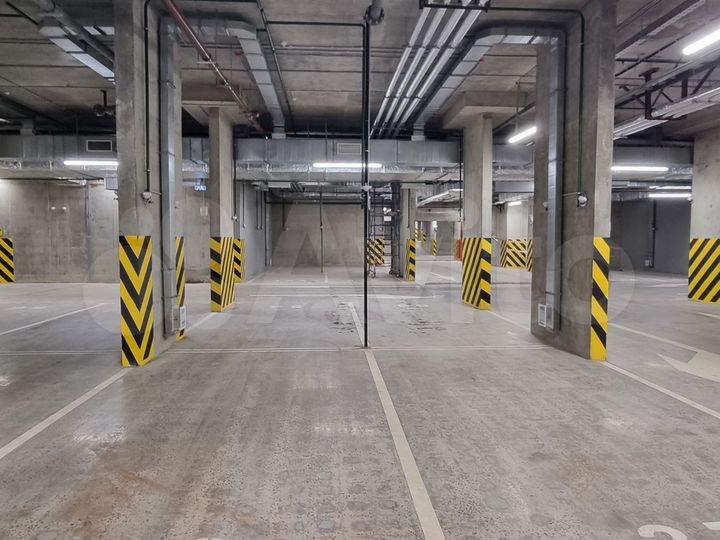 Машиноместо, 14 м²