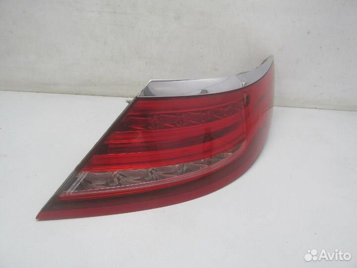 Фонарь задний наружный правый Mercedes-Benz S-Clas