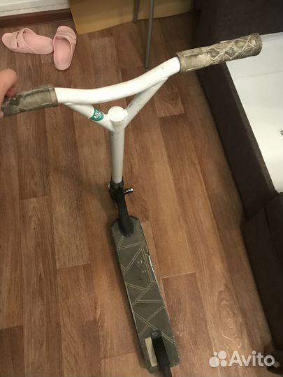 Трюковой самокат Explore. Б/У