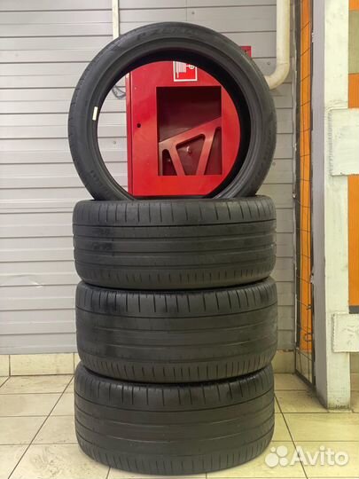 Pirelli P Zero 275/35 R20 и 285/35 R20 102Y