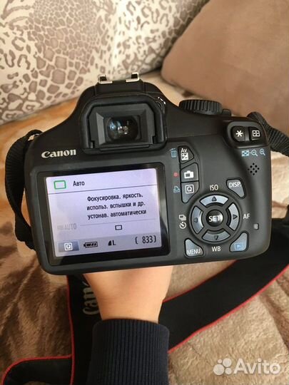 Зеркальный фотоаппарат Canon 1100d + 2 объектива