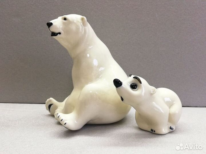 Фигурка медведь и умка одним лотом