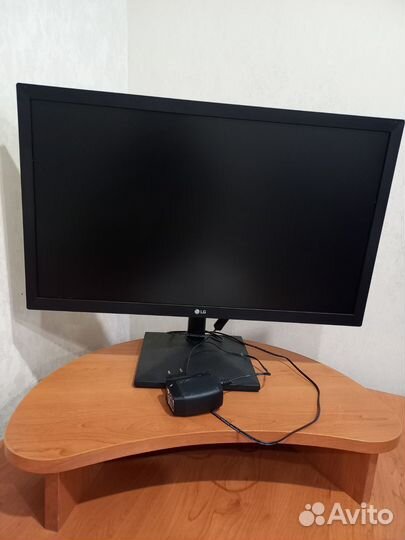 Монитор LG