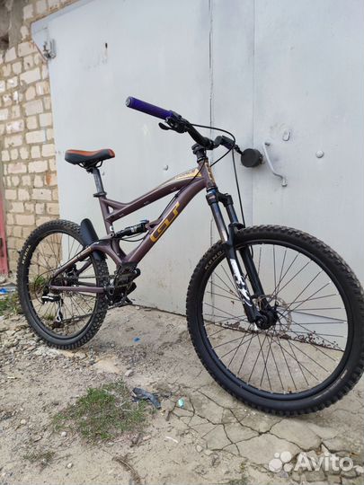 Двухподвесный велосипед GT Forсe