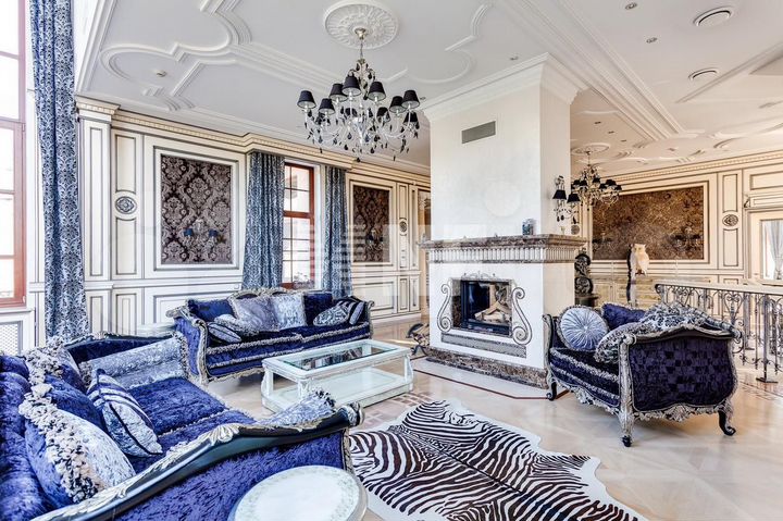 Дом 830 м² на участке 40 сот.