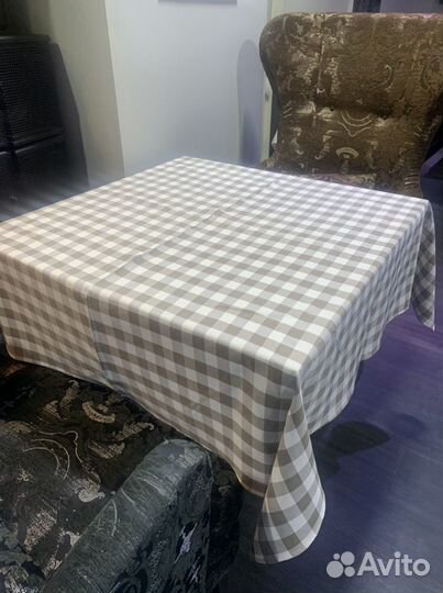 Скатерти дорожки салфетки напероны б/у