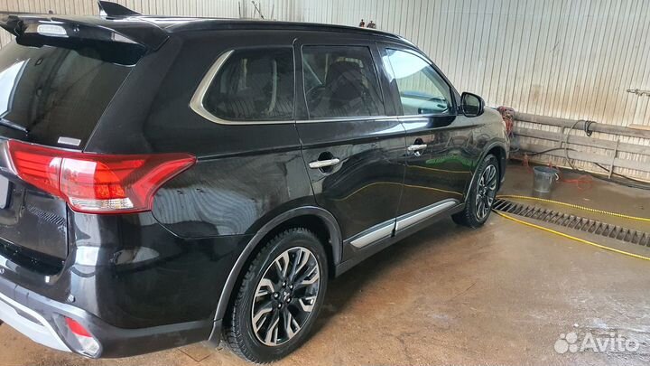 Mitsubishi Outlander 2.4 CVT, 2021, 62 000 км