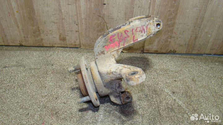 Кулак поворотный передний левый Ford Fiesta 5