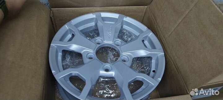 Новые R16/5*139,7 Нива-4 диска