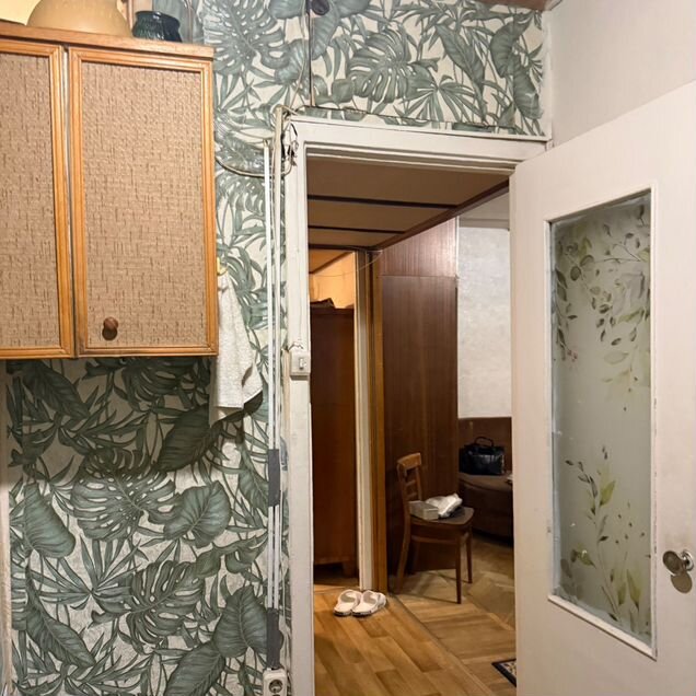 2-к. квартира, 58 м², 3/9 эт.