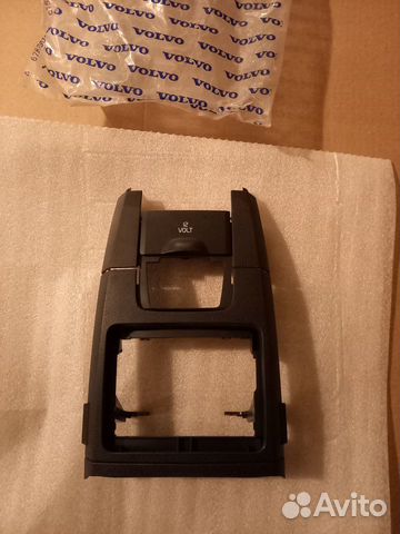Центральная консоль задняя volvo s60, v70, xc70