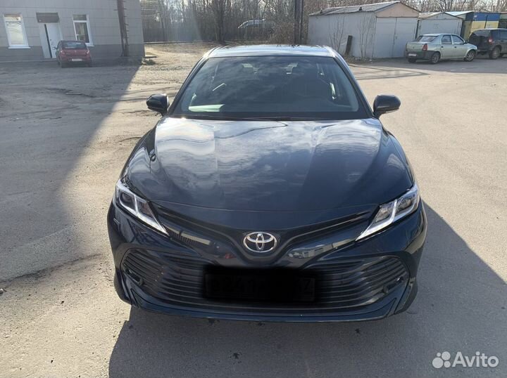 Инструктор по вождению автомобиля