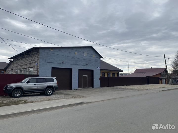 Автосервис с жилым домом