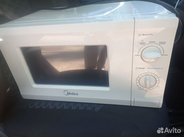 Микроволновая печь Midea