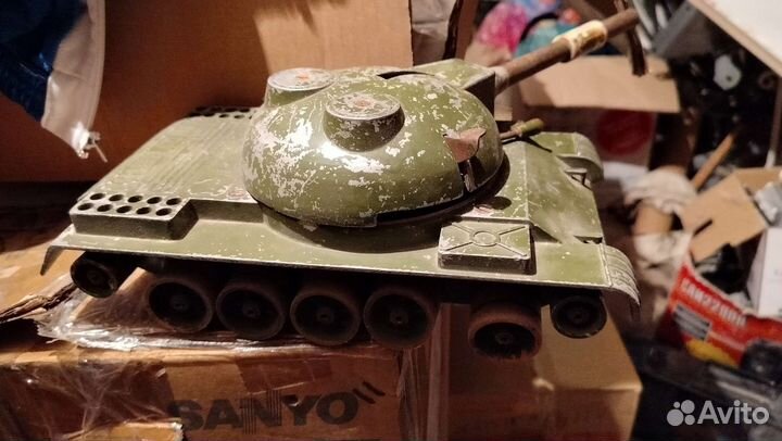 Игрушка СССР танк