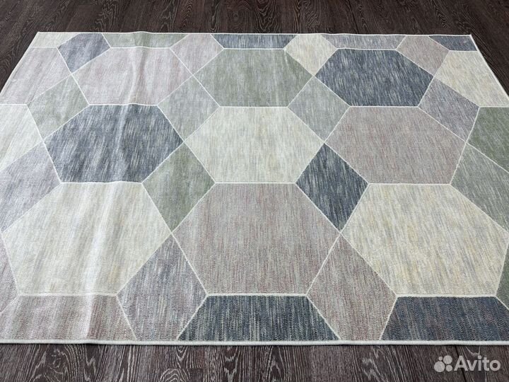 Ковер Matrix новый 1.35х1.95 м
