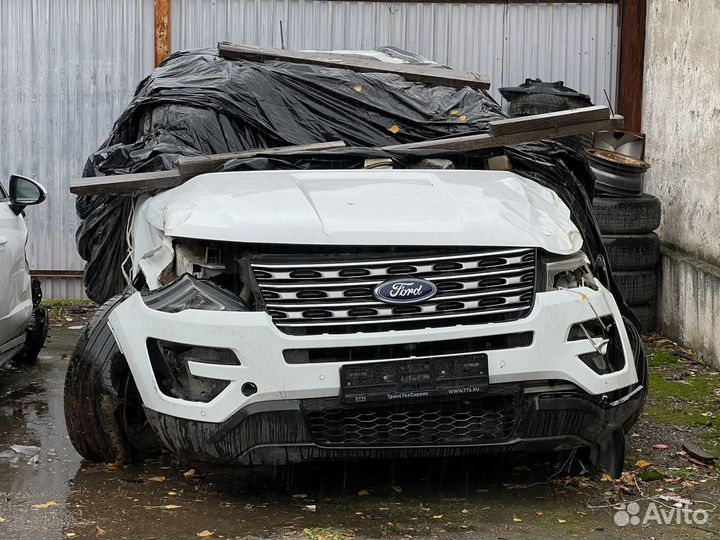 Ford Explorer 3.5 AT, 2016, битый, 70 000 км