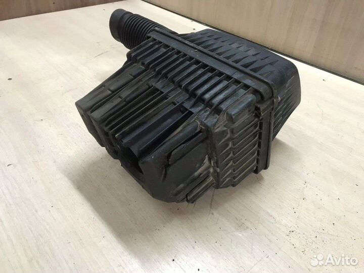 Корпус воздушного фильтра Peugeot 307