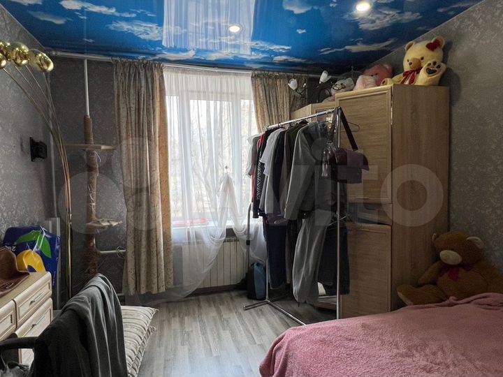 3-к. квартира, 76 м², 1/4 эт.