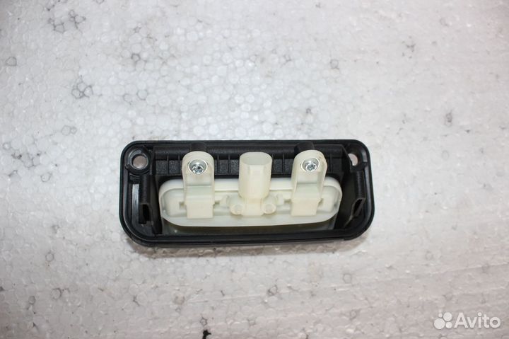 Ручка наружная крышки багажника Mercedes C-Class