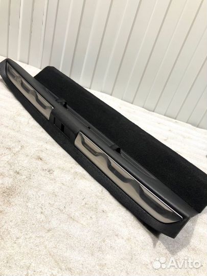 Обшивка задней панели Citroen Ds5 K 1.6 THP 150лс