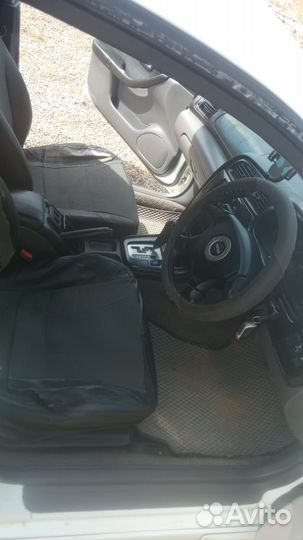 Subaru Legacy 2.0 AT, 2002, битый, 378 100 км