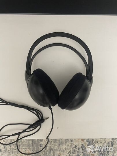 Проводные наушники philips