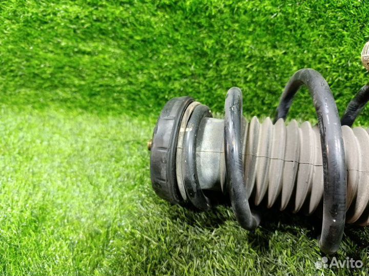 Стойка передняя правая Chevrolet Cruze J300 F18D4