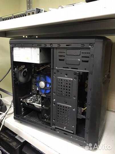 Компьютер для учебы и игр. i3 7100, rx550