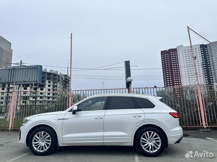 Volkswagen Touareg 3.0 AT, 2019, 169 000 км