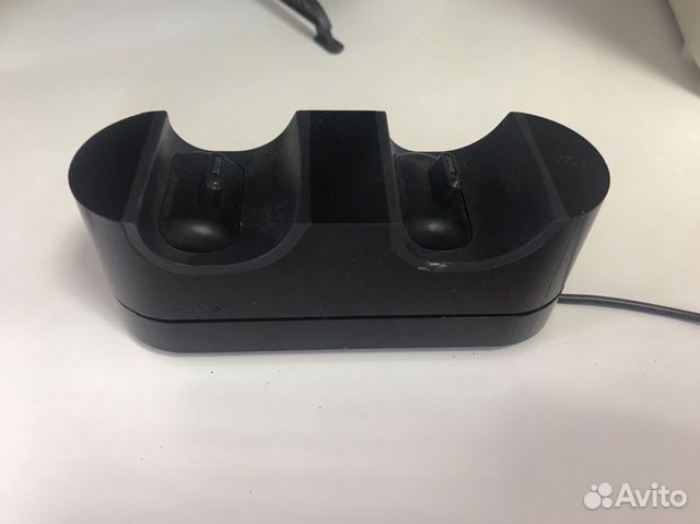 Зарядная станция для геймпадов PS4 (б/у)