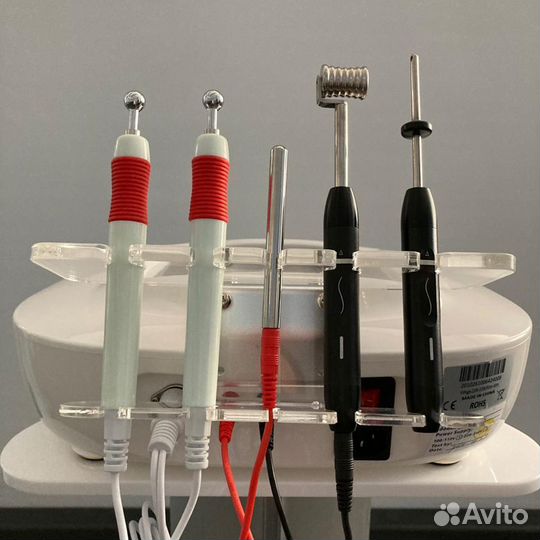 Аппарат 3в1 (микротоки, биоперчатки, гальваника)